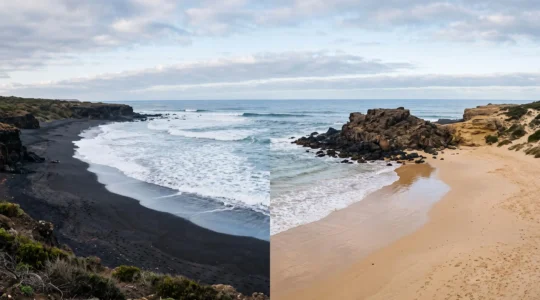 Contraste entre une plage de sable noir volcanique et une plage de sable blanc aux eaux turquoise aux Canaries
